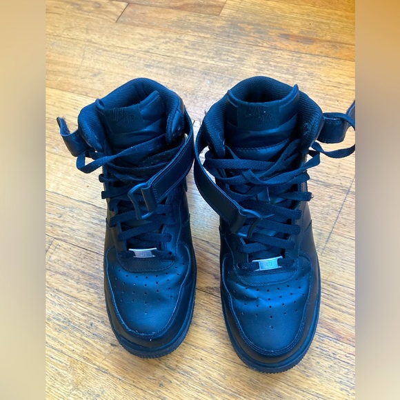 NIKE AIR FORCE 1 Mid Men’s shoes EUC - Picture 12 of 12